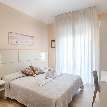 Hotel Barca D'Oro Bellaria-Igea Marina Esterno foto