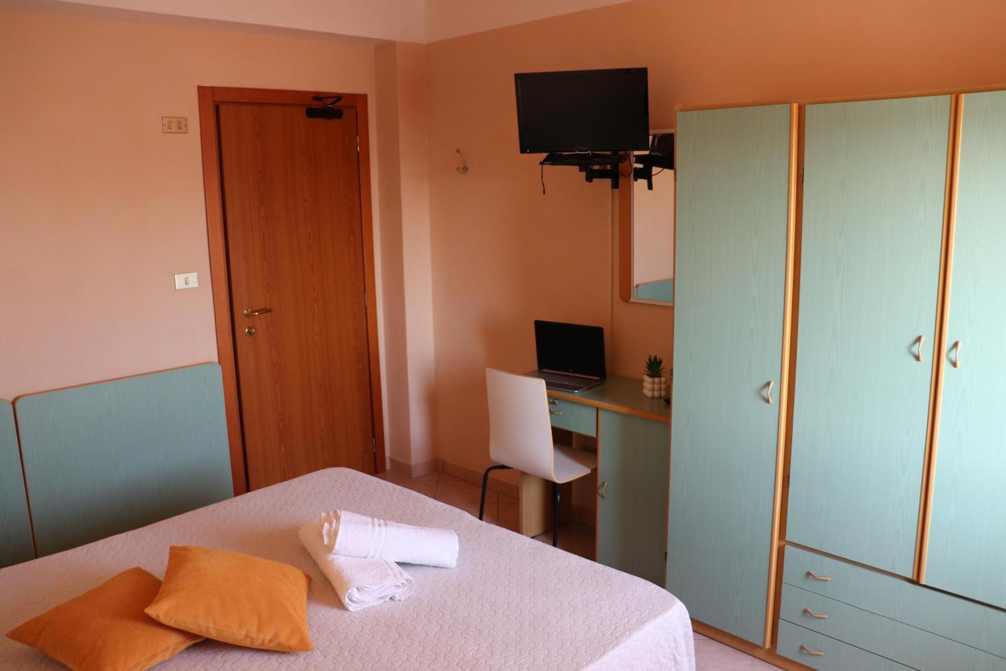 Hotel Barca D'Oro Bellaria-Igea Marina Esterno foto