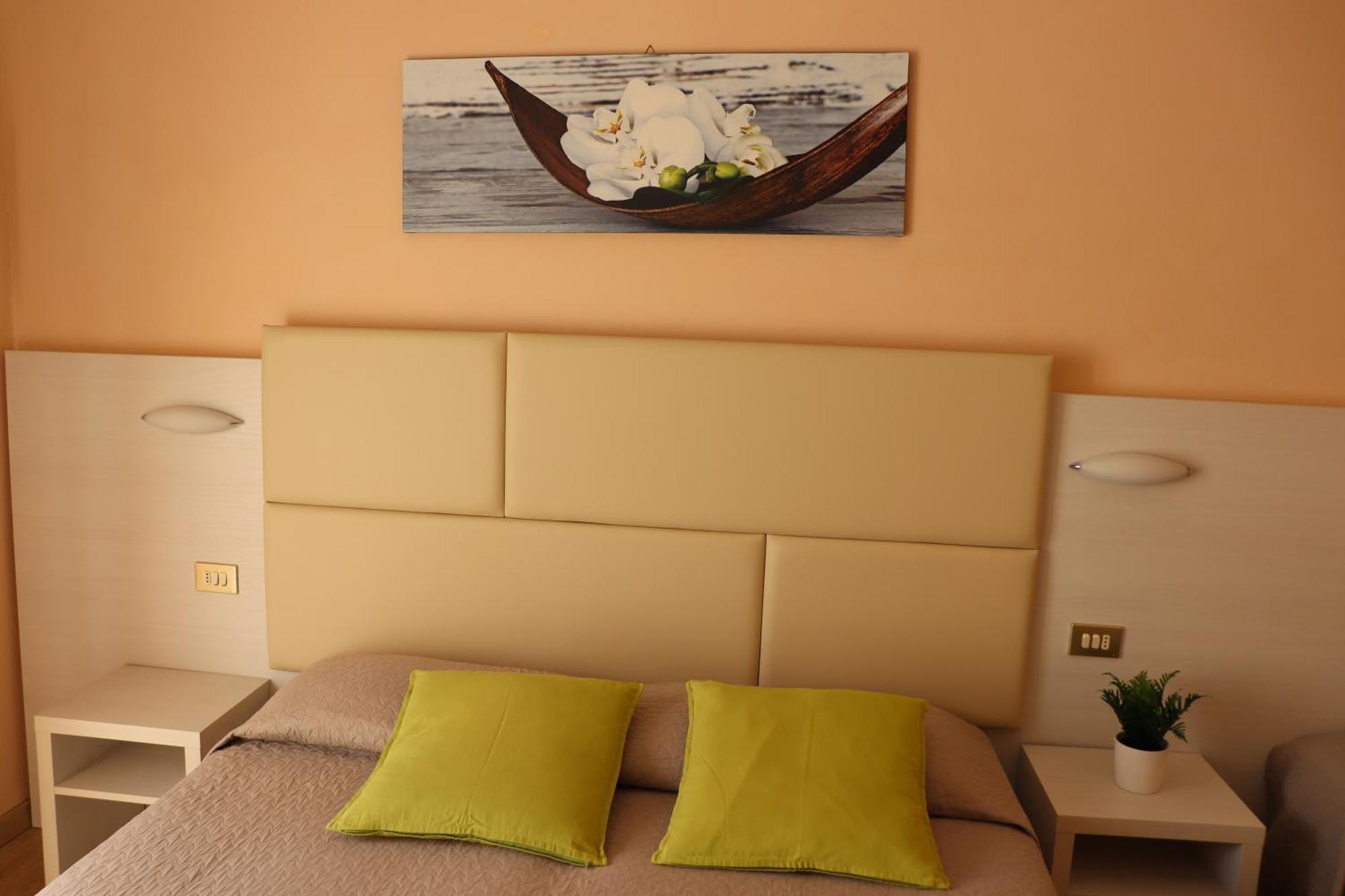 Hotel Barca D'Oro Bellaria-Igea Marina Esterno foto