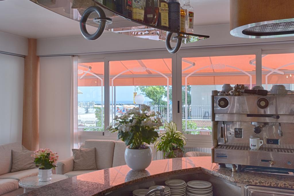 Hotel Barca D'Oro Bellaria-Igea Marina Esterno foto