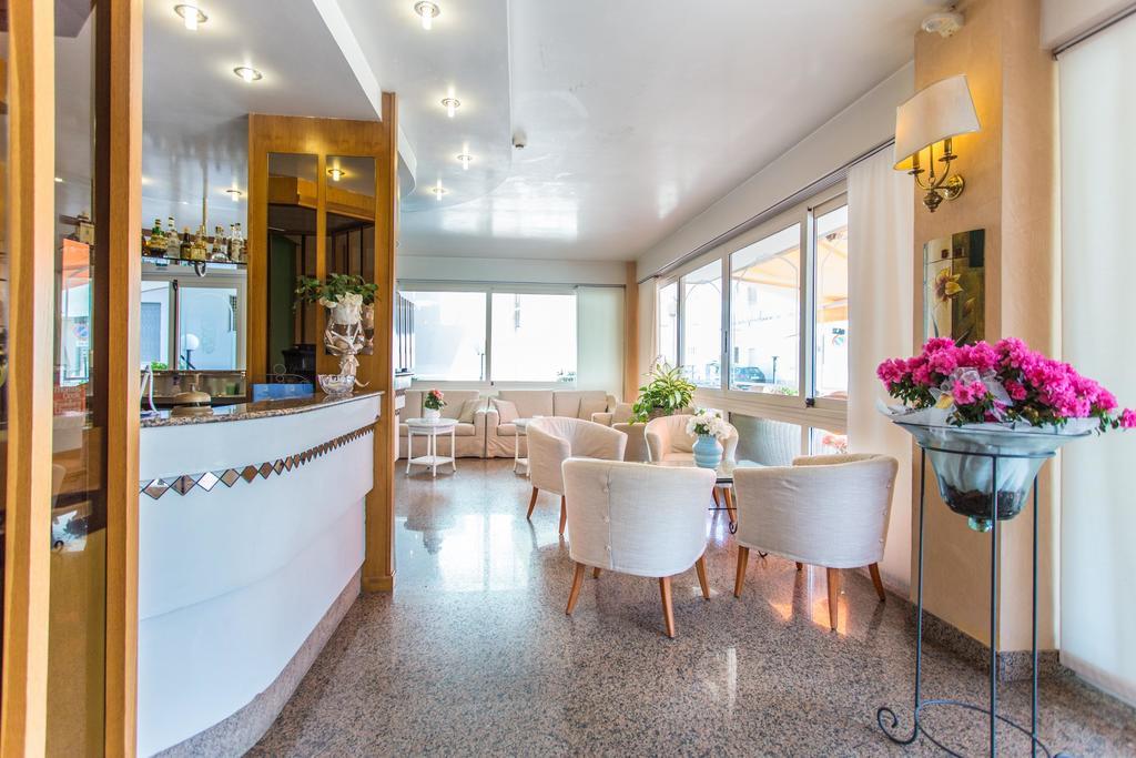 Hotel Barca D'Oro Bellaria-Igea Marina Esterno foto