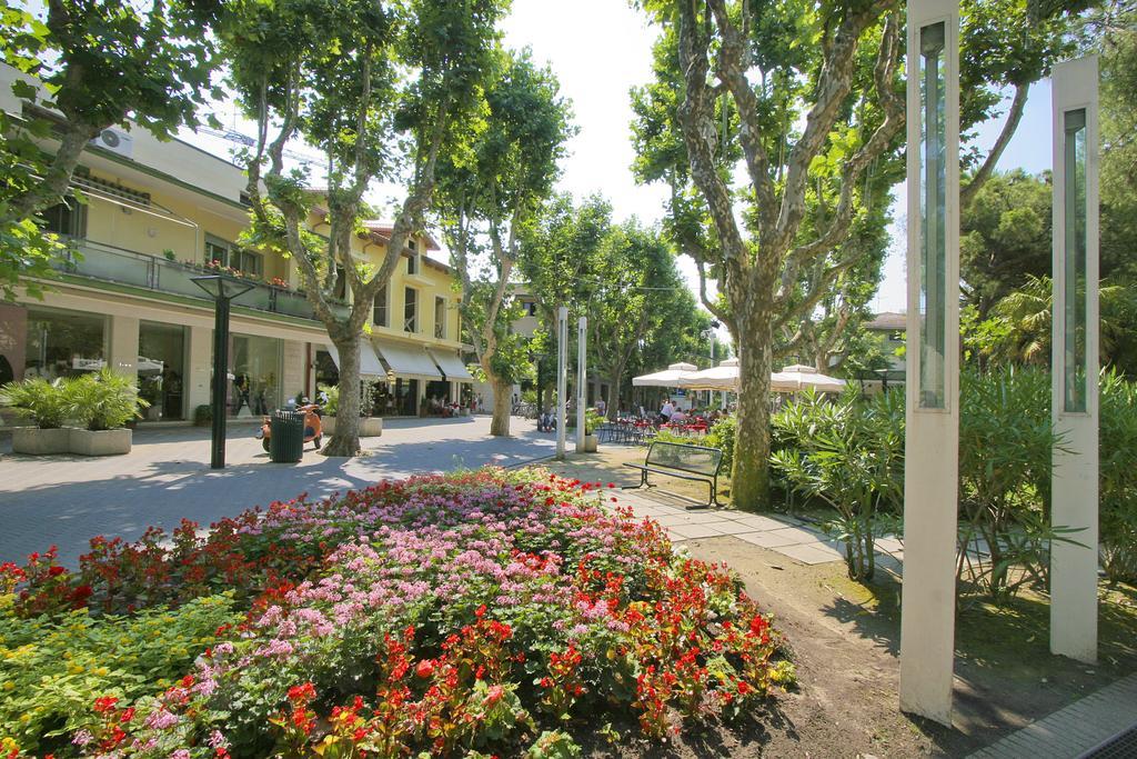 Hotel Barca D'Oro Bellaria-Igea Marina Esterno foto